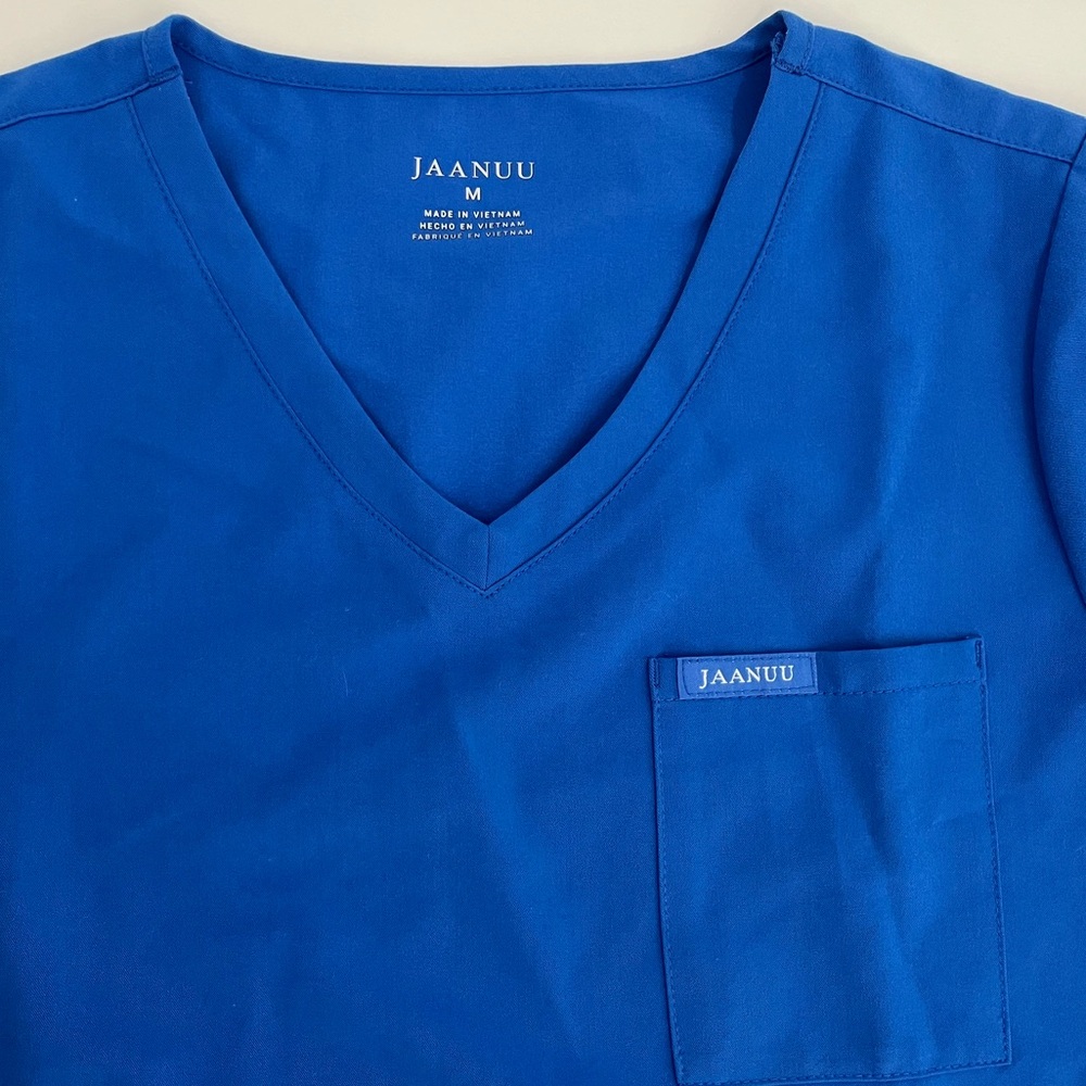 Jaanuu Women's M‎ Blue Pocket Scrub Short Sleeve Medical Top